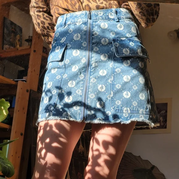 Sailor Moon x Maje - Jimoon Monogram-Print High-Waisted Denim Mini Skirt - 25" - Picture 3 of 7